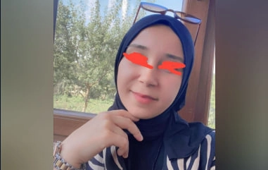 Güzel türbanlı kızın resimleri
