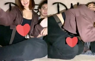 Tiktokçu kız yayında sevgilisine sakso çekiyor