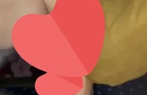 Azgın Hatun Kıllı Yarrağa Oturuyor