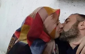 Azgın Türbanlı ve Kocası