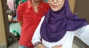 Malezyalı ailenin arsivi türbanlı