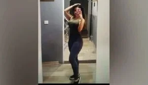 Üniversiteli Zehra